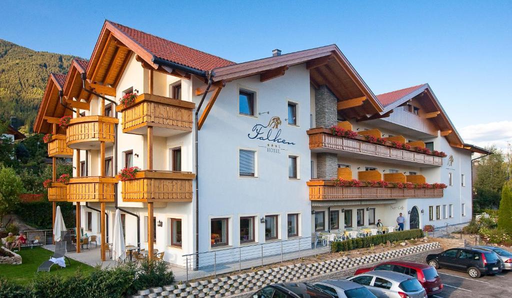 Hotel Falken Фальцес Екстер'єр фото
